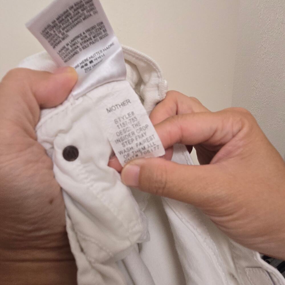 MOTHER The Insider Crop Step Fray Size 26 Fairest of Them All White Denim Jeans - Picture 12 of 12
